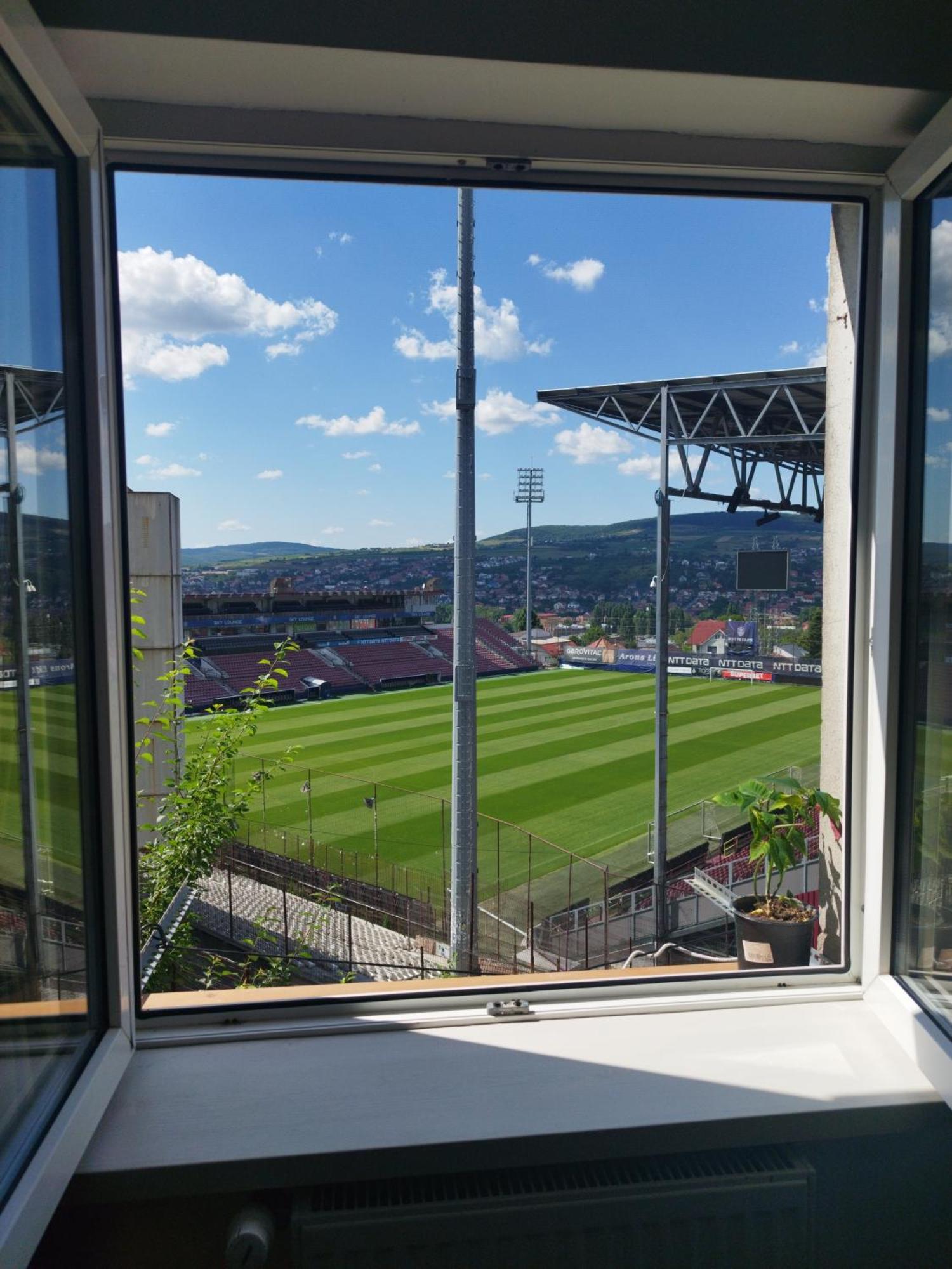 Central Nook With Stadium Vista Kluž Exteriér fotografie